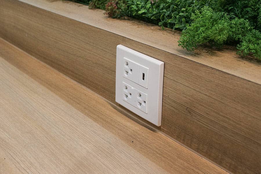 Smart Power Outlets | Smart Home Automation Ideas | Think Architecture